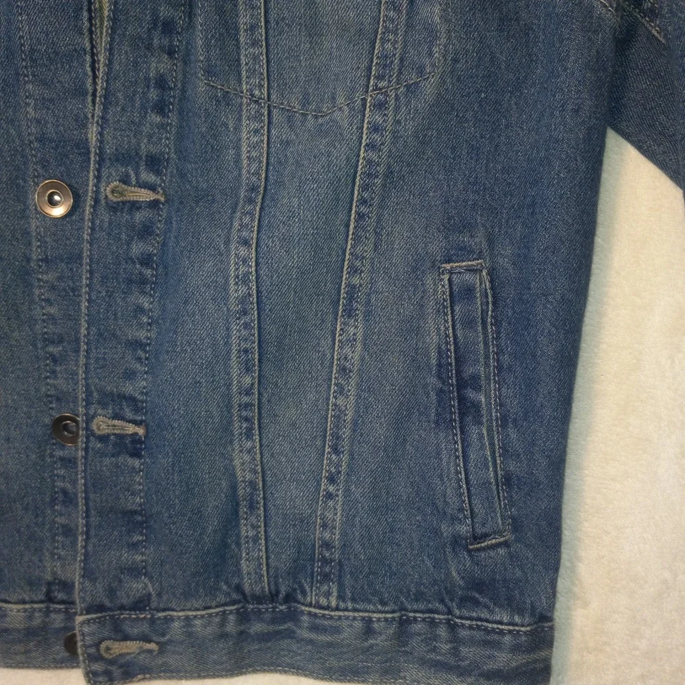 The Childrens Place Boys Medium Wash Denim Trucker Jacket Size L 10/12 Cotton
